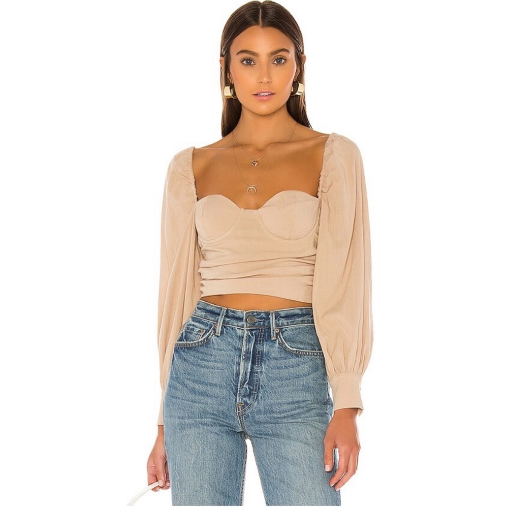 MAJORELLE Emily Long Sleeve Keyhole Back Crop Top In Beige Size Medium